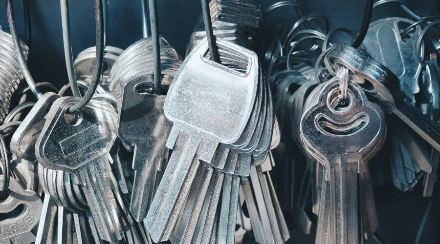 Professional residential roofers in Morristown, SD